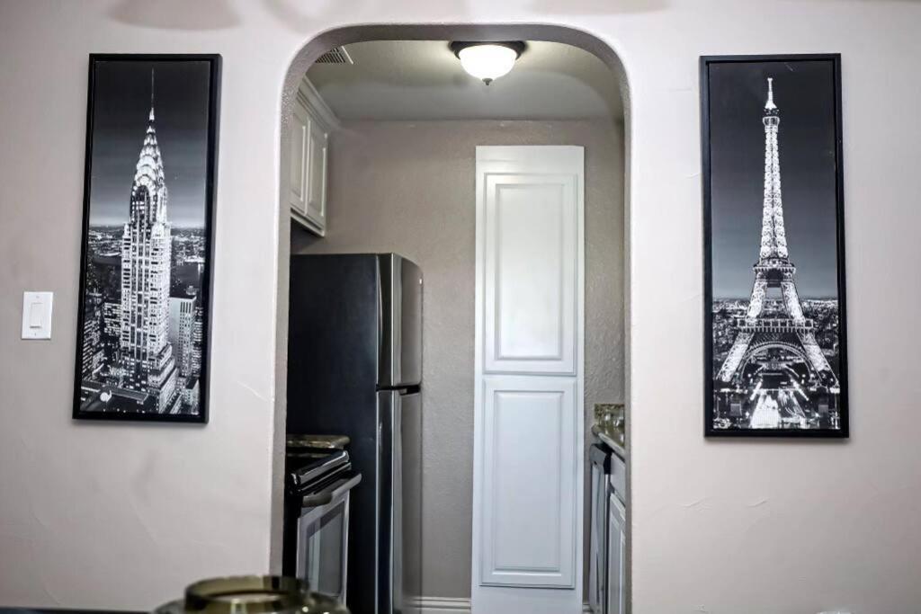 Comfy Two-Bedroom Apartment In 알링턴 외부 사진